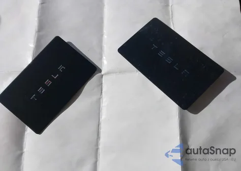 2024 Tesla Model Y Long Range Dual Motor All-Wheel Drive from USA, damaged, VIN 7SAYGDEE2RA281310